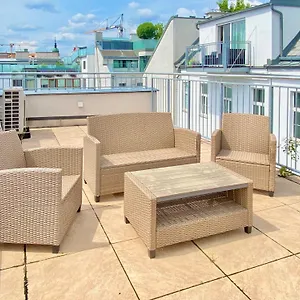 Steiner Residences Nestroyplatz Appartement